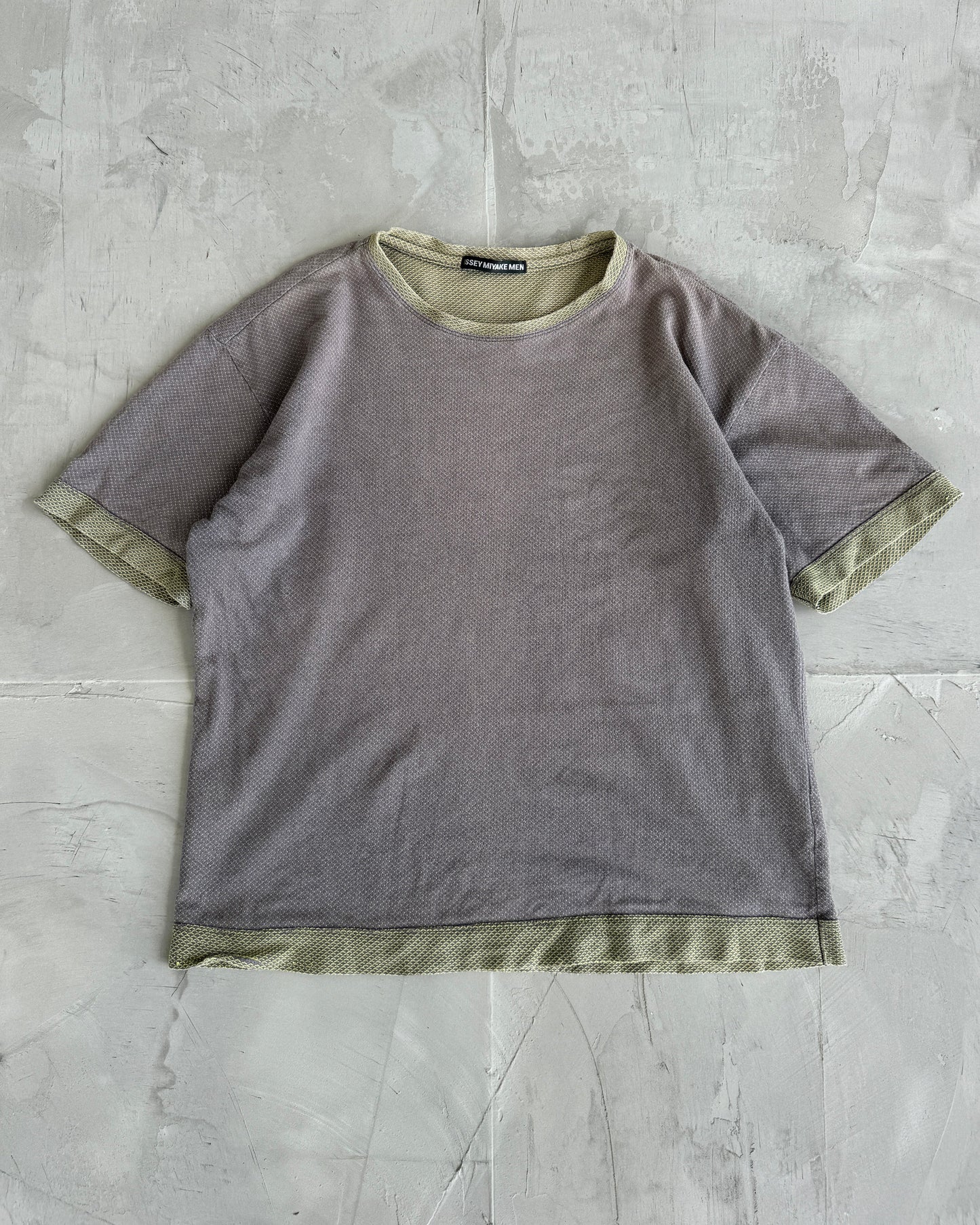 Issey Miyake Men Tech T-Shirt - M | Medium, Multicoloured