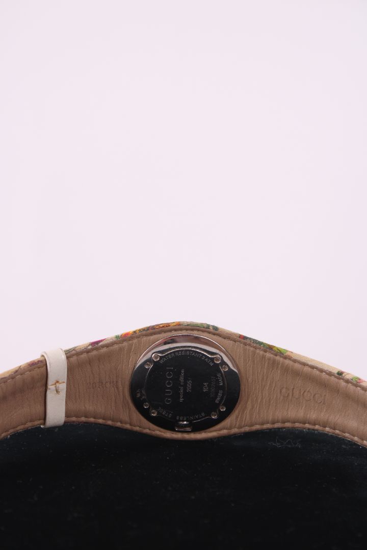 Gucci Floral Print Watch White/ Multi Coloured | O/S, Red