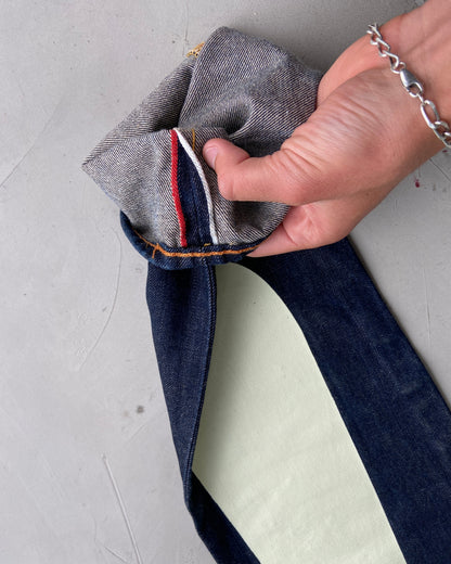 EVISU 2000'S WHITE DAICOCK SELVEDGE DENIM JEANS - W30" | Medium, Blue