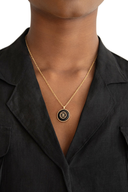 VT Rework : Chanel Reworked Button Necklace x"