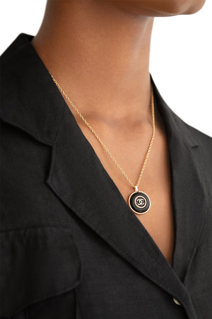 VT Rework : Chanel Reworked Button Necklace x"