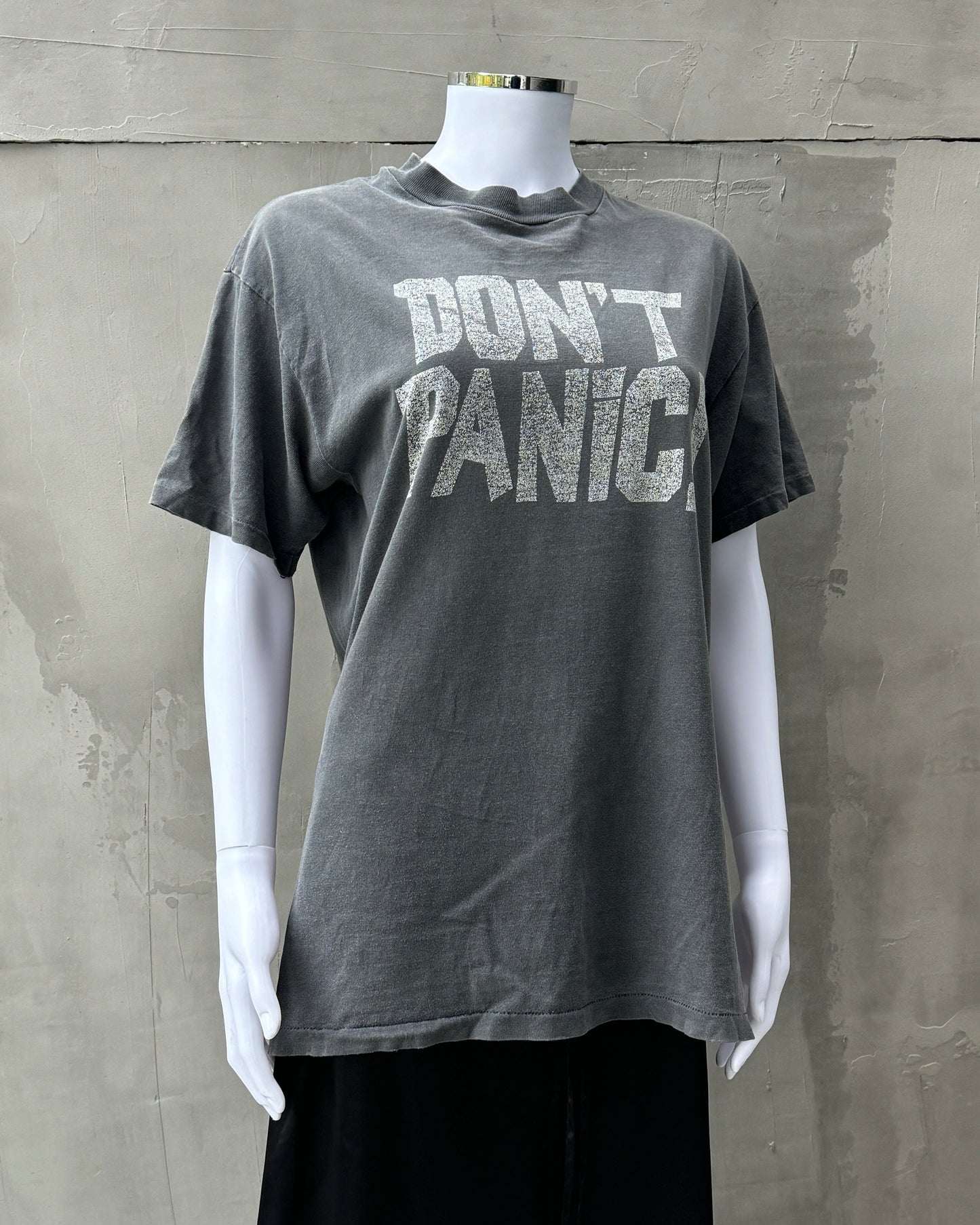 'DON'T PANIC' VINTAGE HANES TEE - L