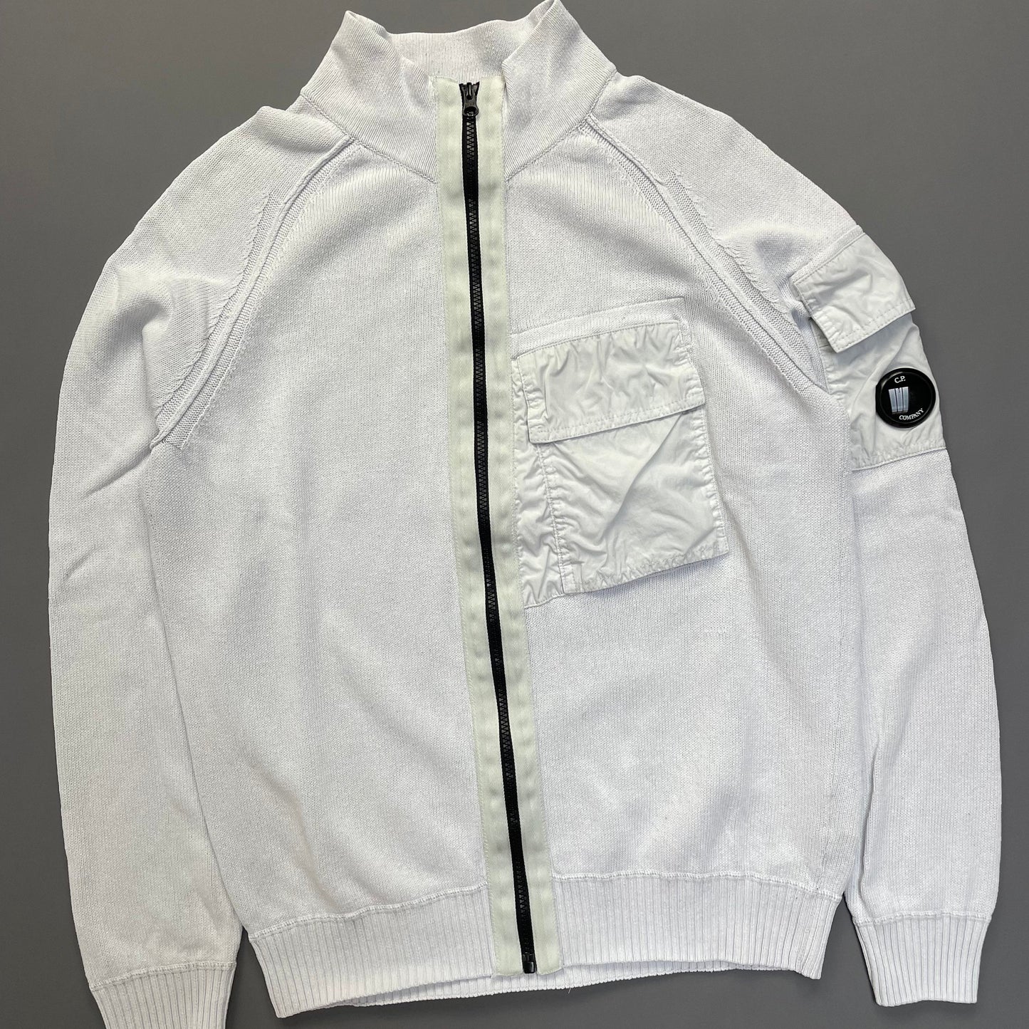 C.P. Company White Technical Knit Panel Pocket & Lens Jumper | Medium, Red