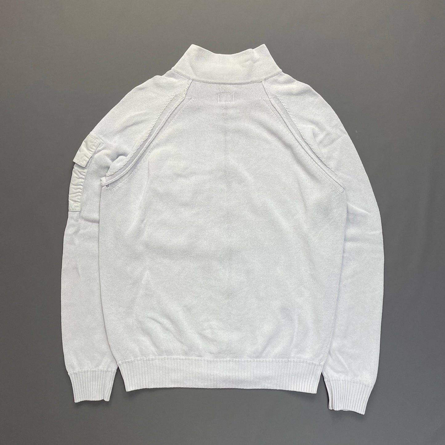 C.P. Company White Technical Knit Panel Pocket & Lens Jumper | Medium, Red