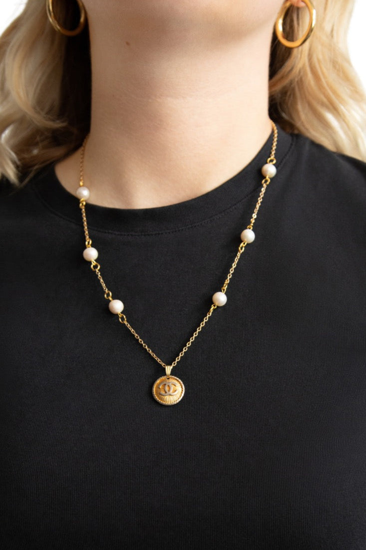 VT Rework : Chanel Cultured Pearl Chain Necklace