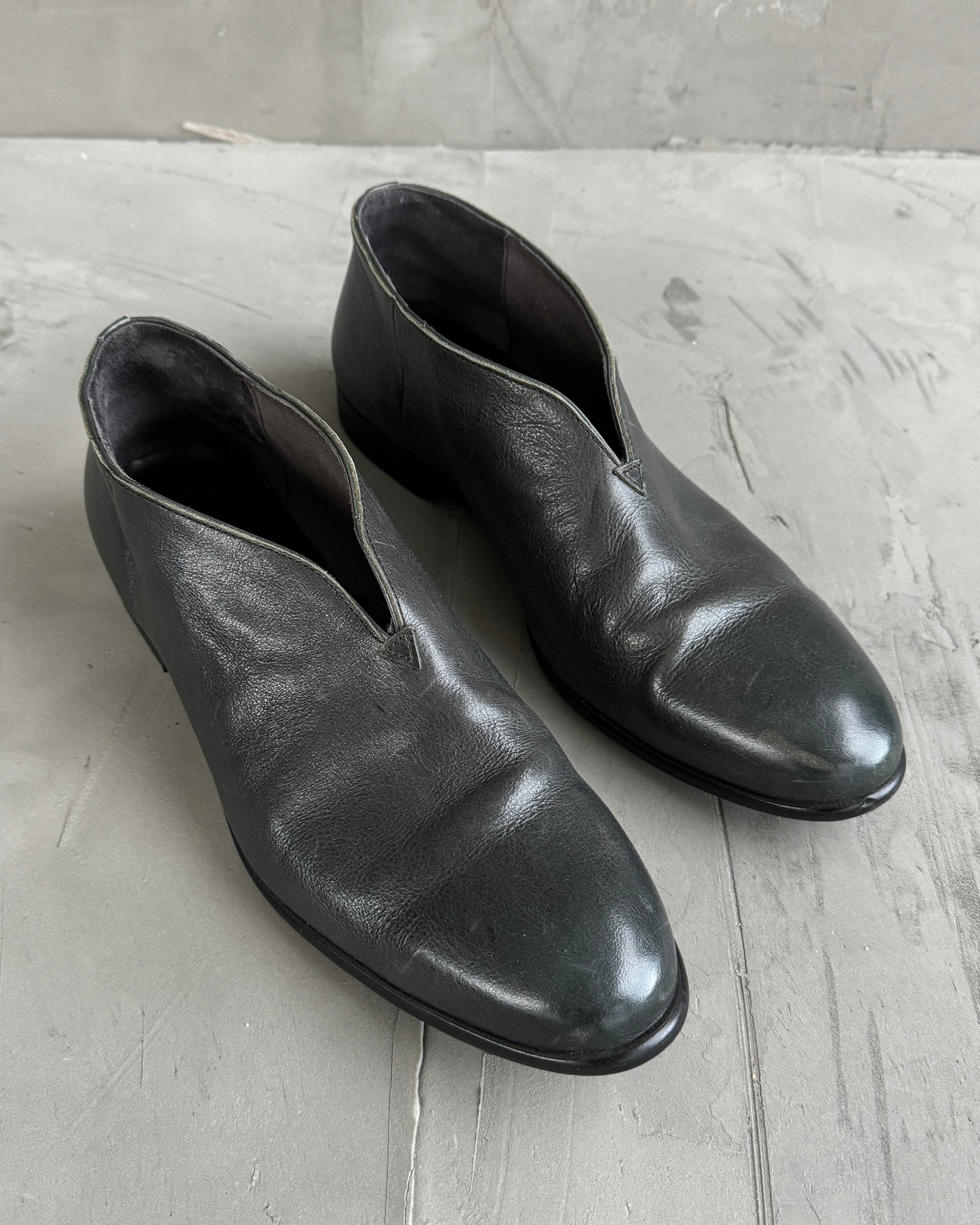 ALFREDO BANNISTER MADE IN JAPAN SLIP-ON LEATHER SHOES - EU44 / UK 9