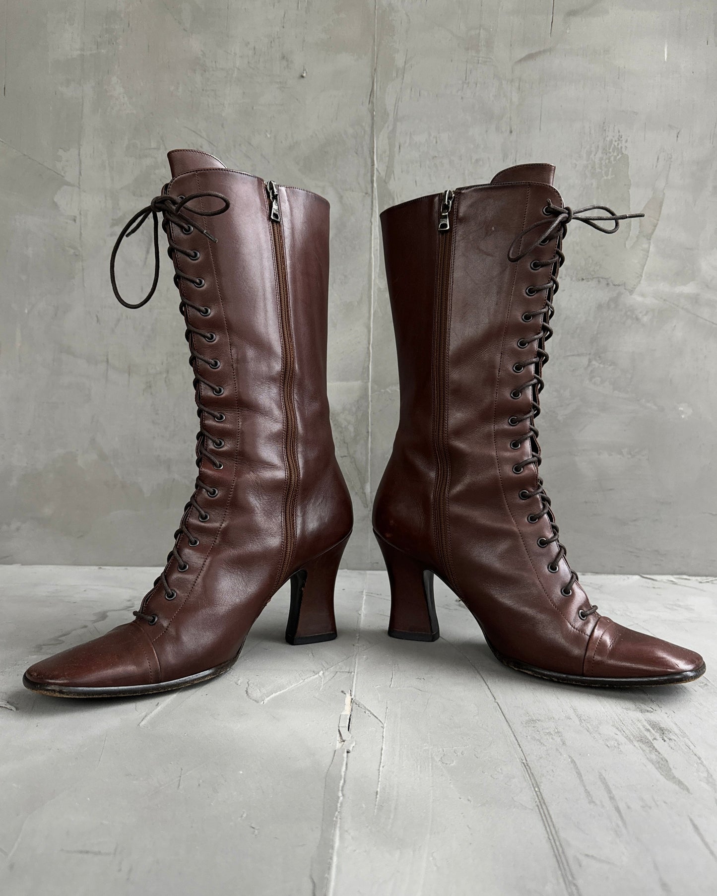 Prada FW01 Lace Up Victorian Leather Boots - EU40