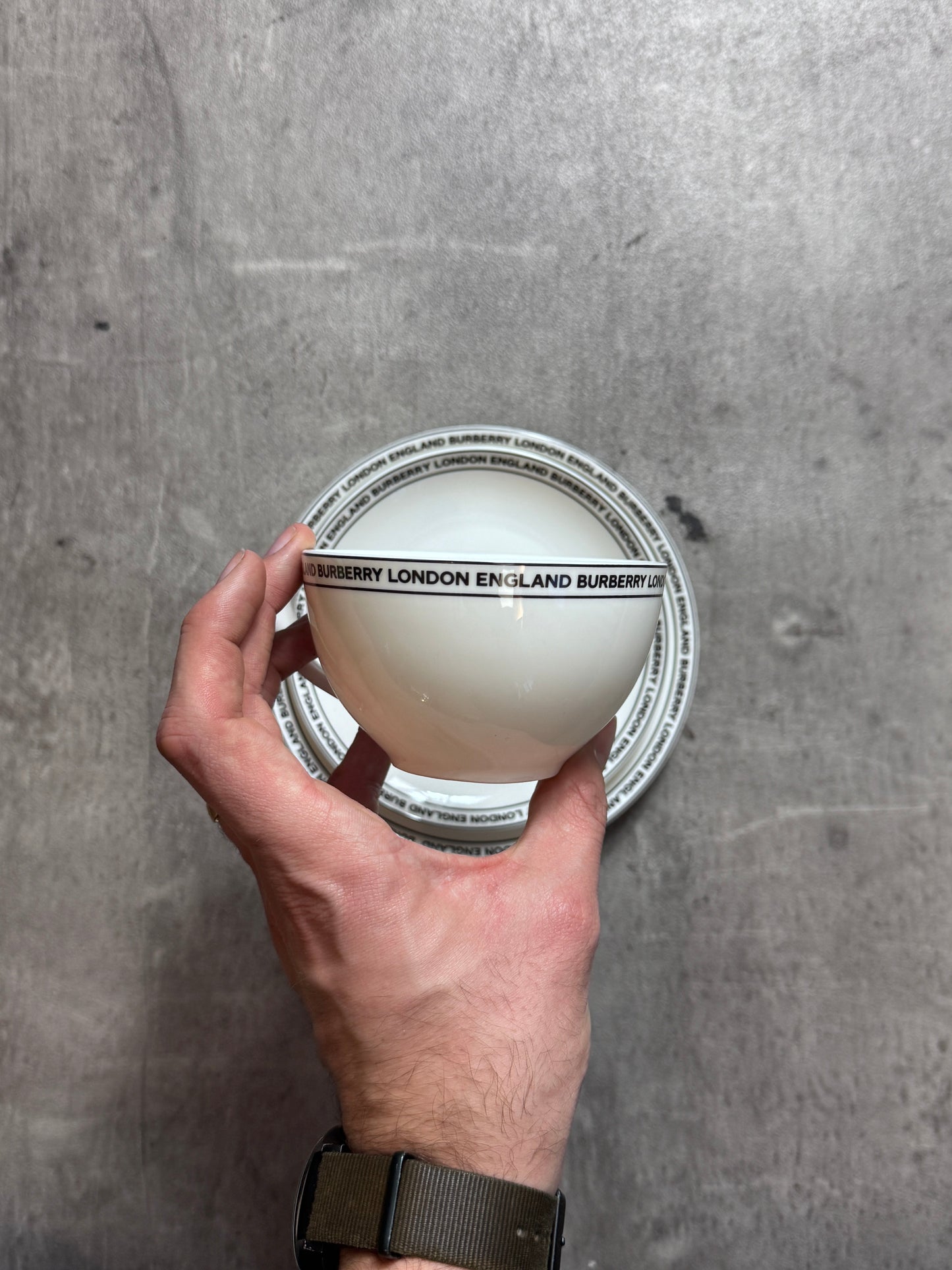 Burberry Spellout Logo Fine Bone China Tea Set