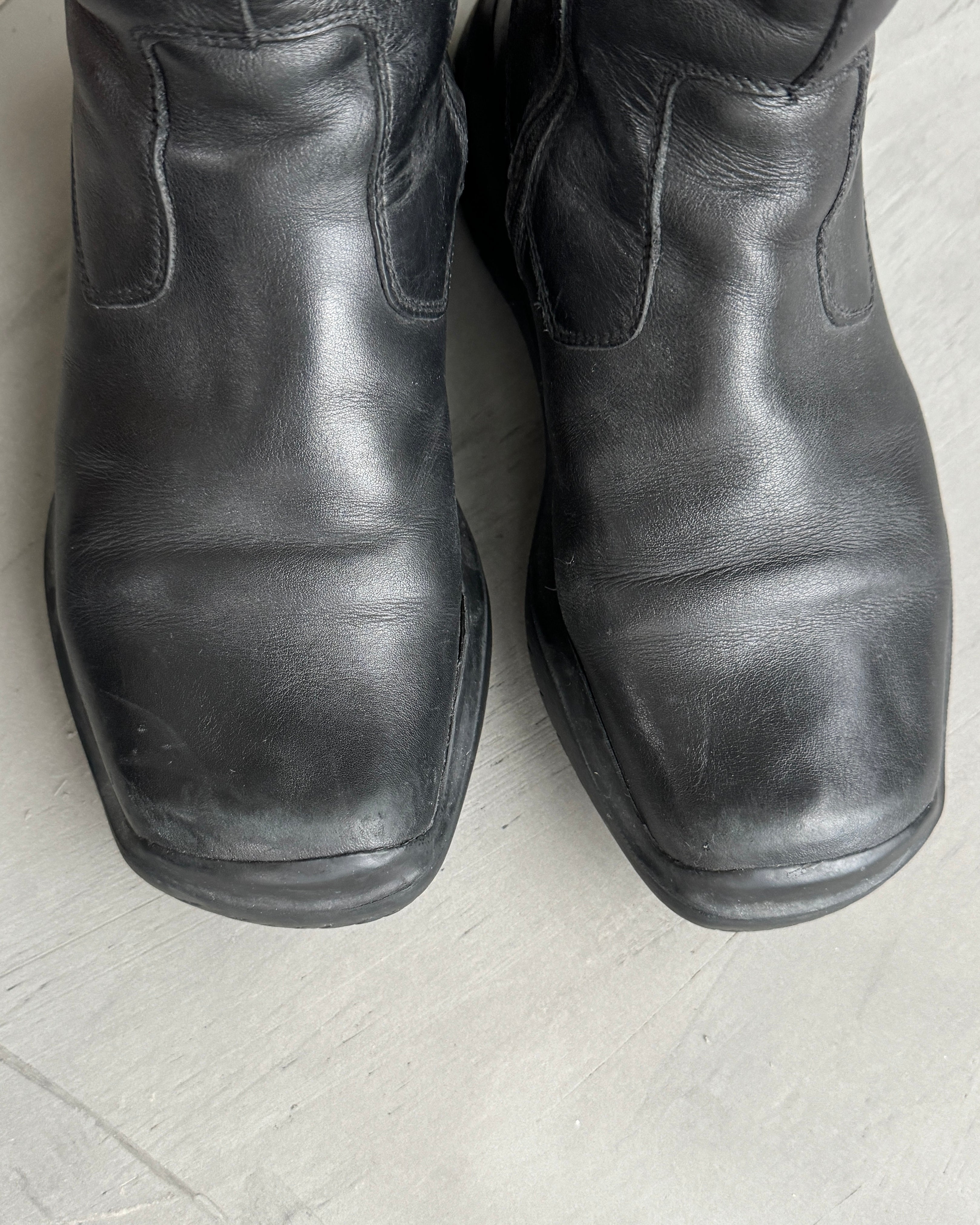 Prada FW99 Vibram Black Boots - UK 8 – Known Source