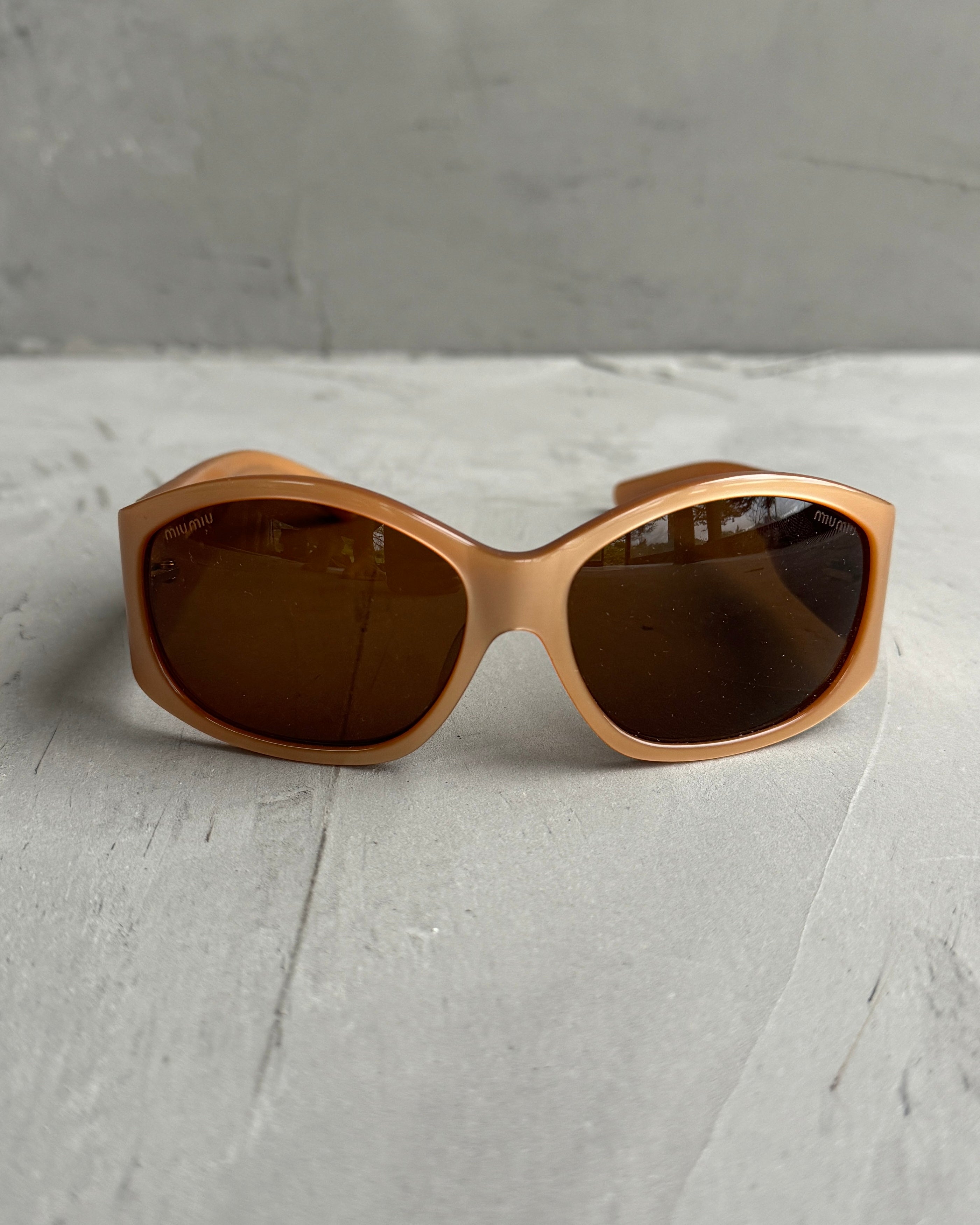 【サチ)Miu Miu flower sunglasses Treasures of NYC - Miu Miu Red Flower Sunglasses