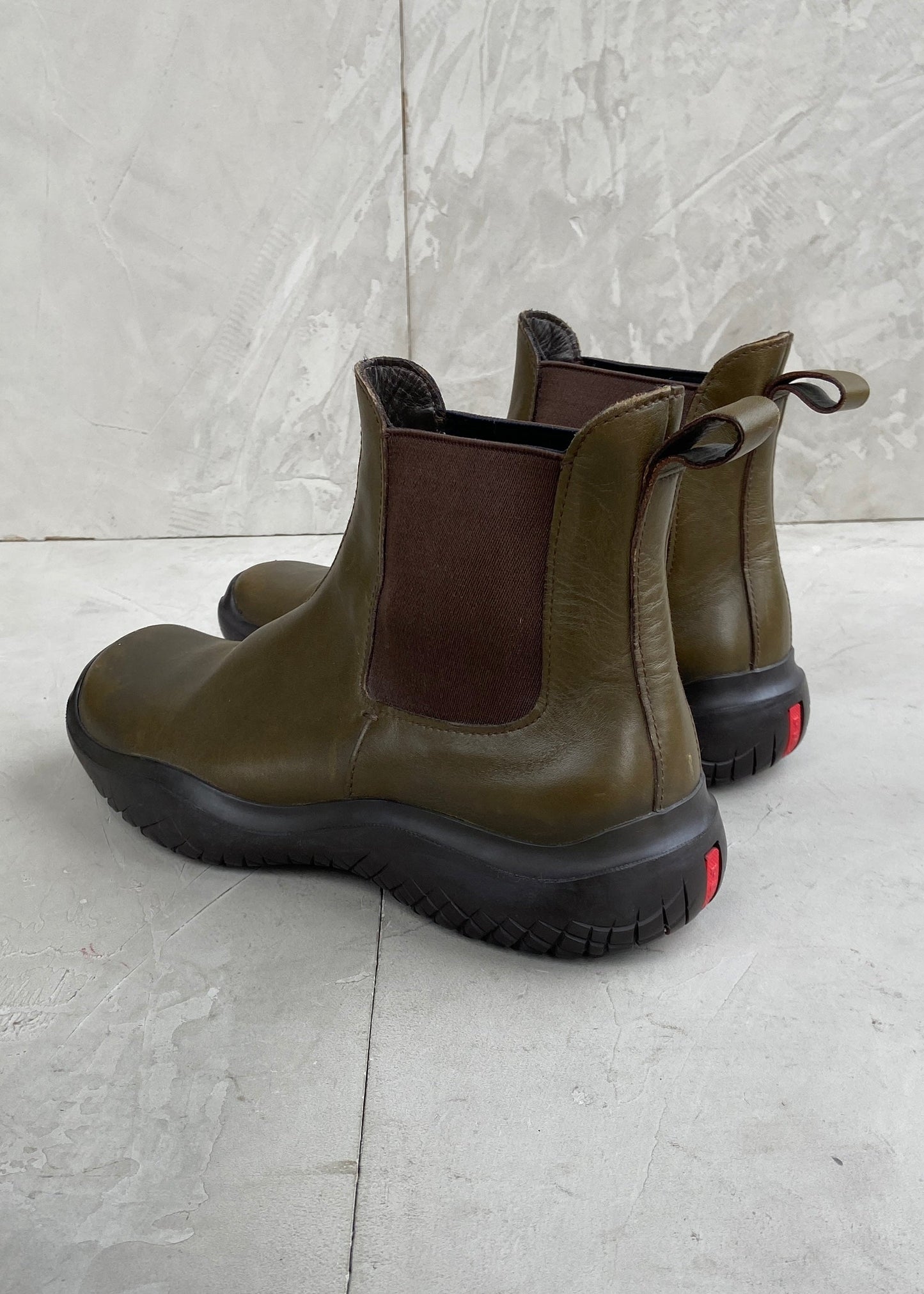 PRADA FW99 VIBRAM SOLE LEATHER BOOTS - UK 9 / EU 43 | GREEN, Green
