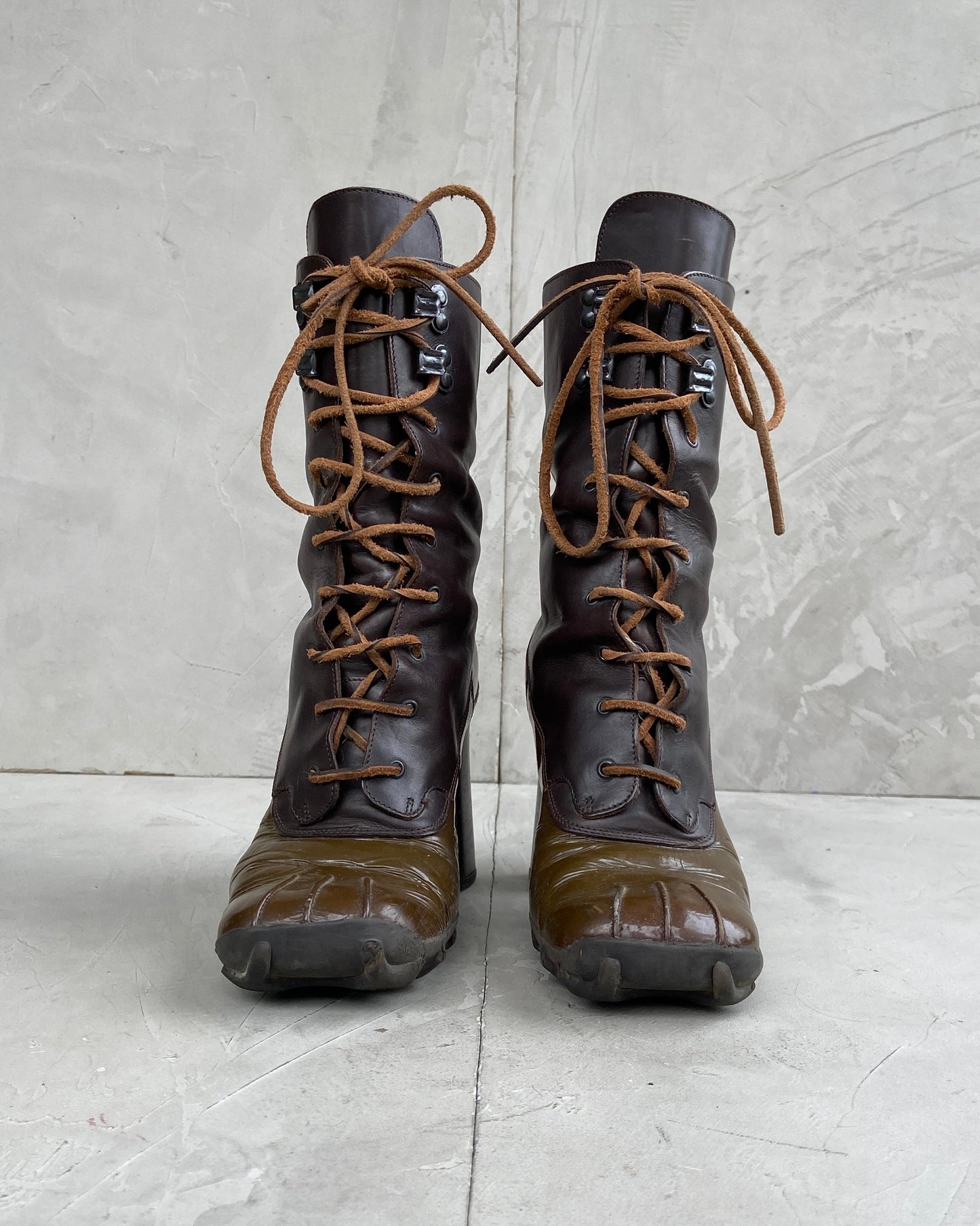 MIU MIU SS99 BUBBLE SOLE PATENT LEATHER LACE UP BOOTS - EU 39 / UK 6 | UK 6, Brown