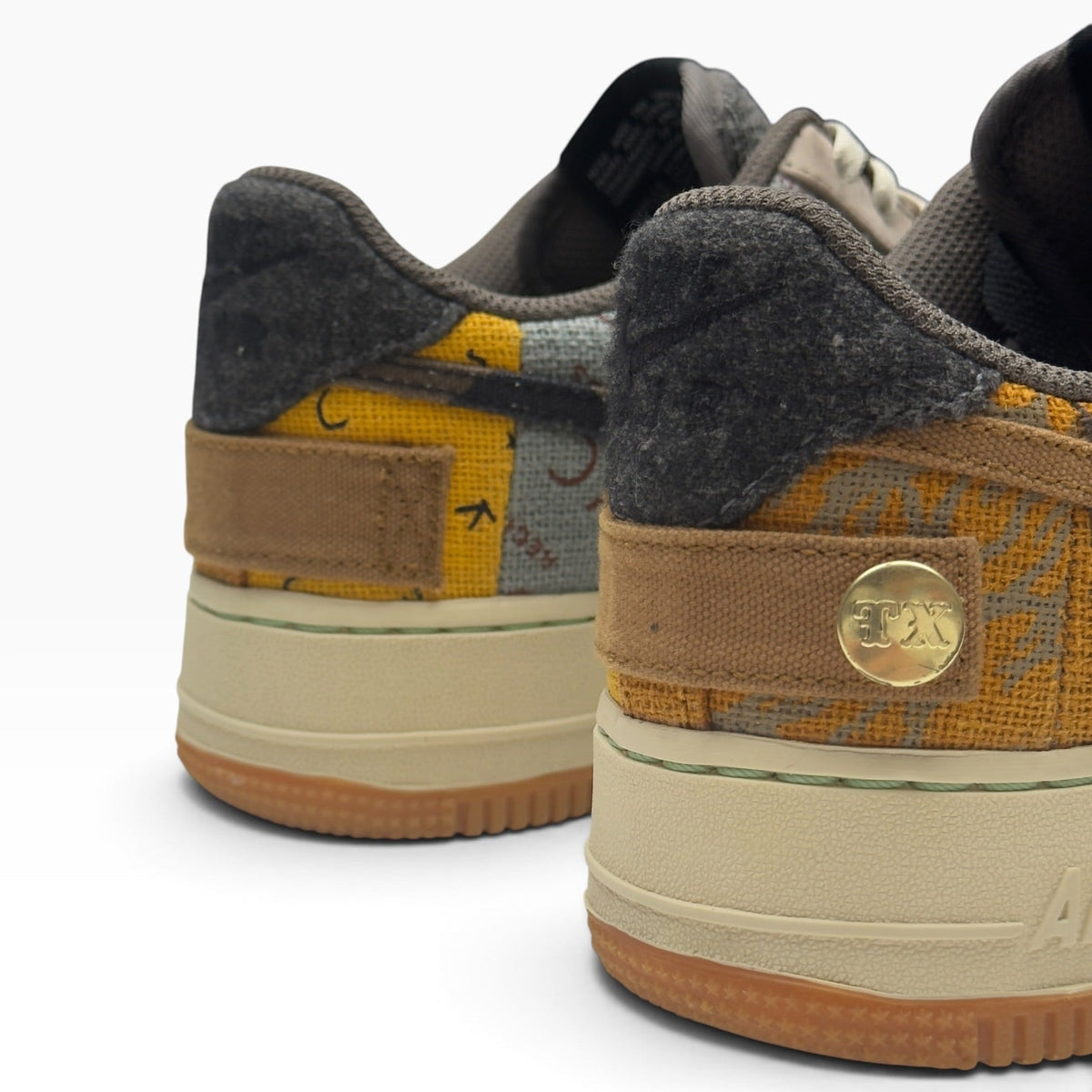NIKE X TRAVIS SCOTT CACTUS JACK AIR FORCE 1 LOW TOP SNEAKER MULTI UK5.5 | UK 5.5, Multi
