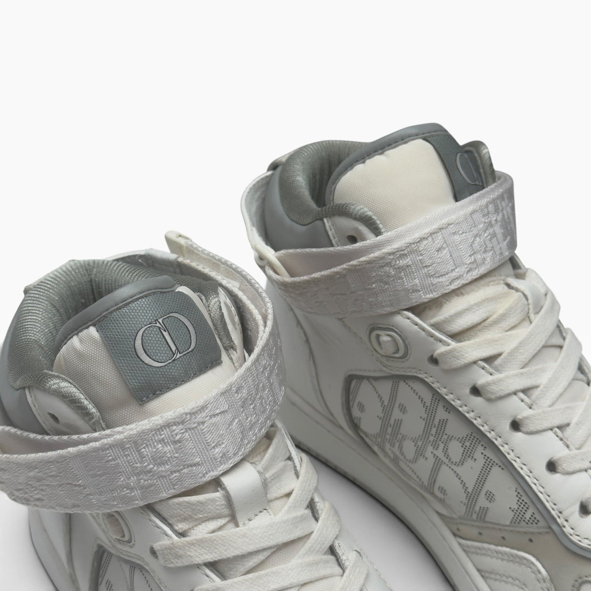 DIOR B27 HIGH TOP LEATHER SNEAKER WHITE / GREY 41 / UK7 | UK 7, Grey