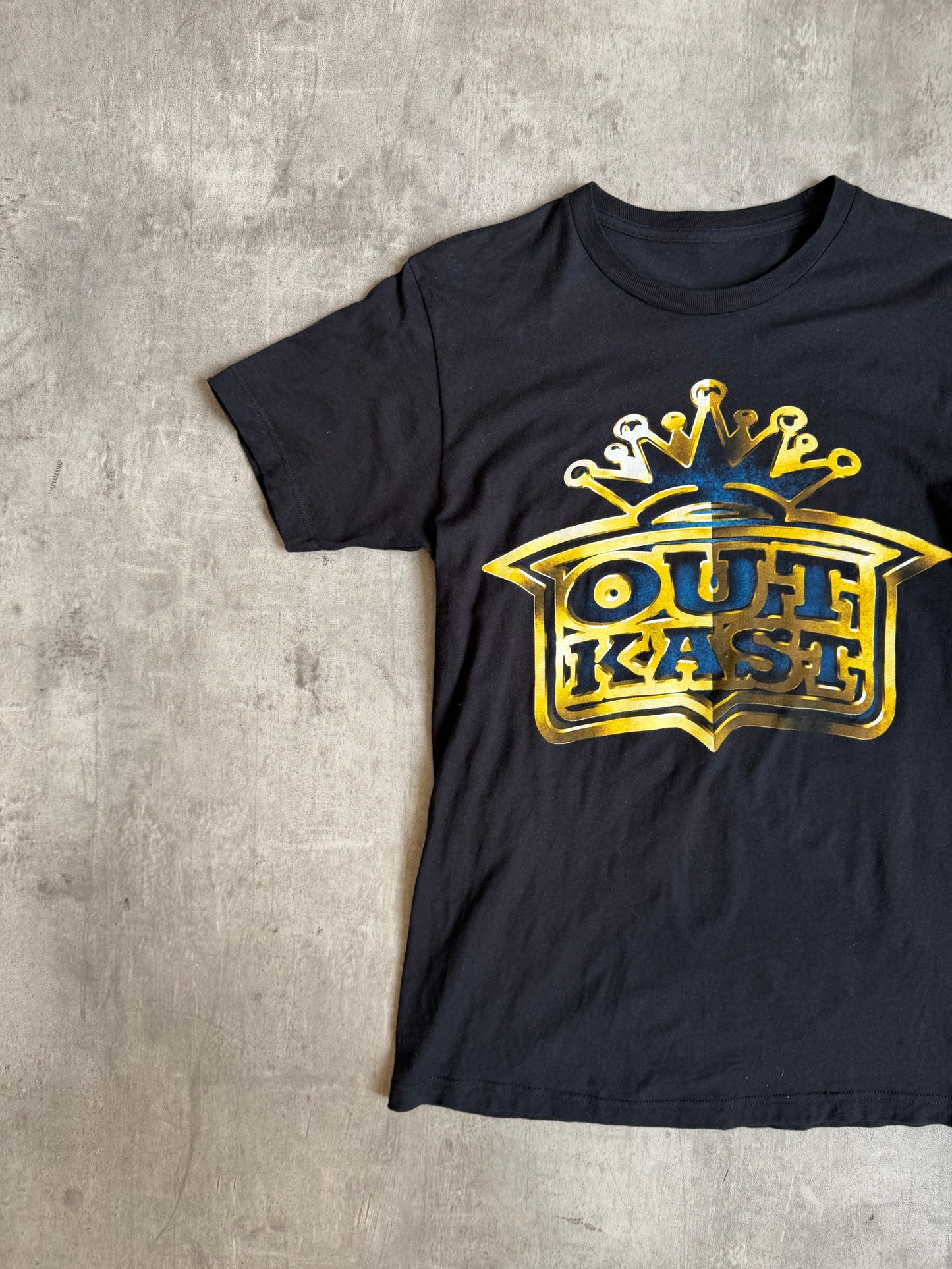 Vintage Outkast Crown Logo Graphic Tee