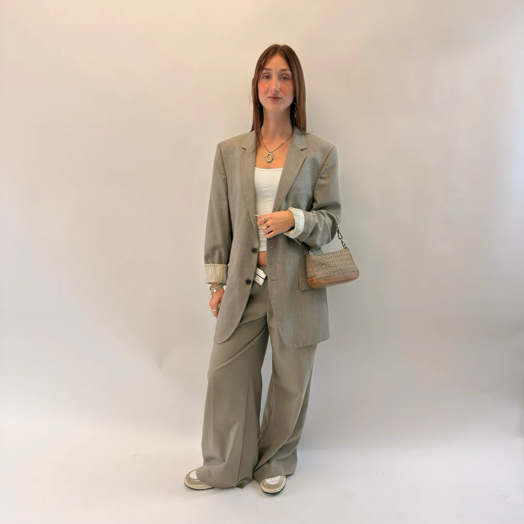 https://cdn.shopify.com/s/files/1/0564/9376/8855/files/IMG_1316.webp?v=1784246527