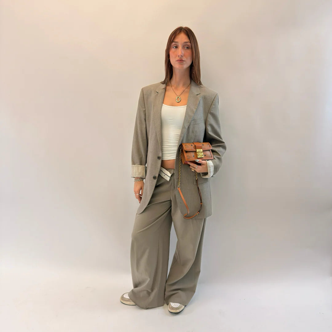 https://cdn.shopify.com/s/files/1/0564/9376/8855/files/IMG_1329.webp?v=1784240373