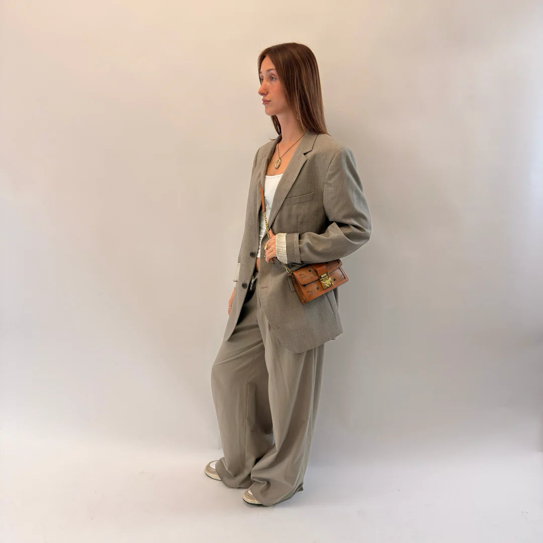 https://cdn.shopify.com/s/files/1/0564/9376/8855/files/IMG_1330.webp?v=1784240373