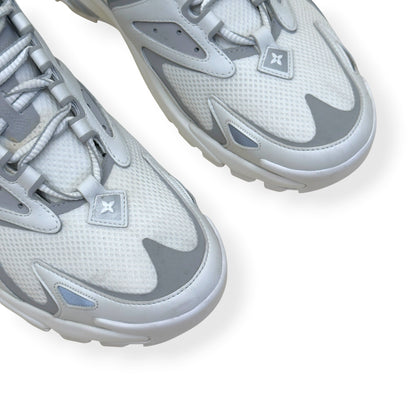 LOUIS VUITTON LV RUNNER TATIC SNEAKER WHITE UK10 | UK 10, White
