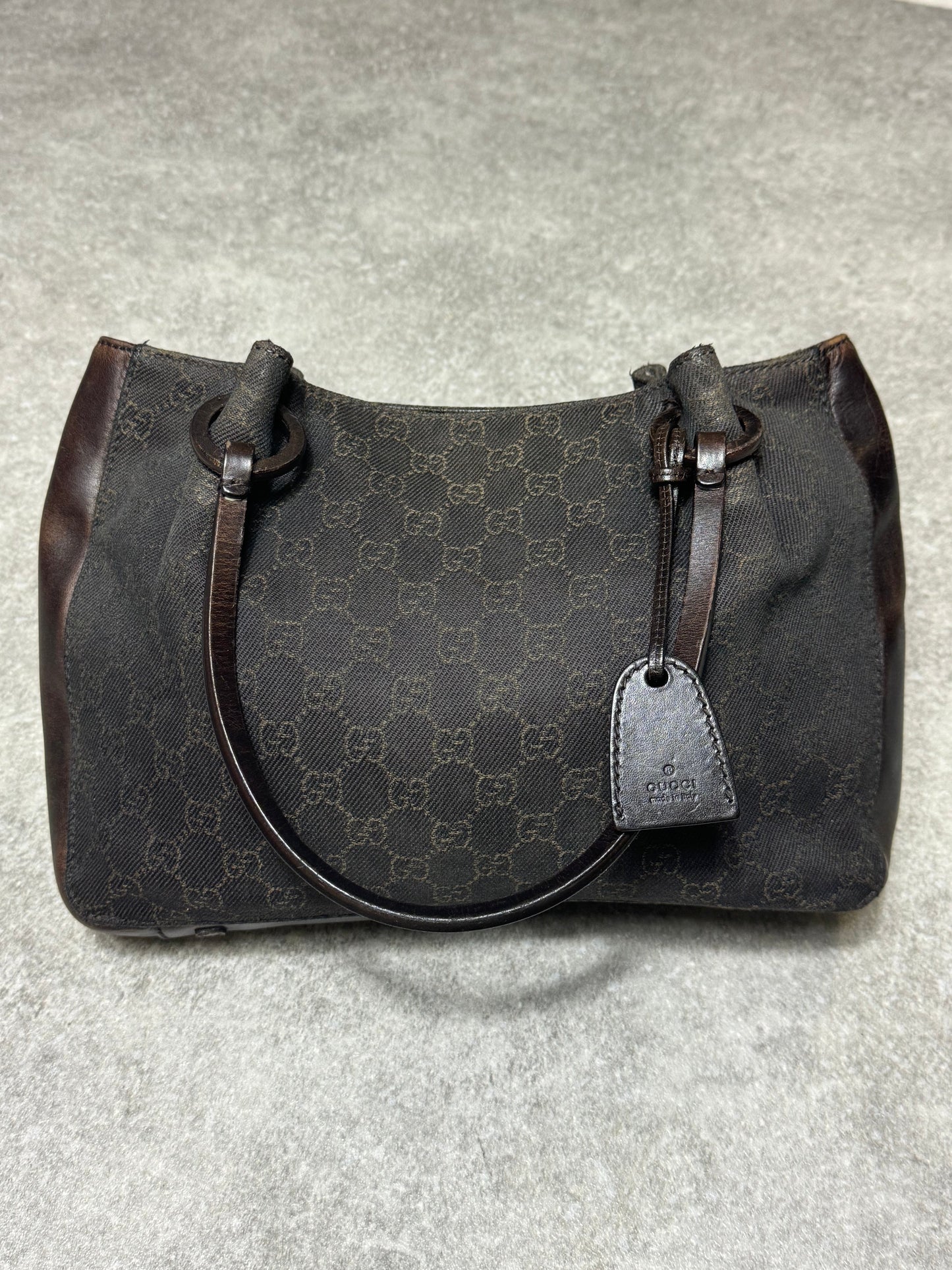 Gucci Supreme GG Canvas Leather Shoulder Bag with Pouch