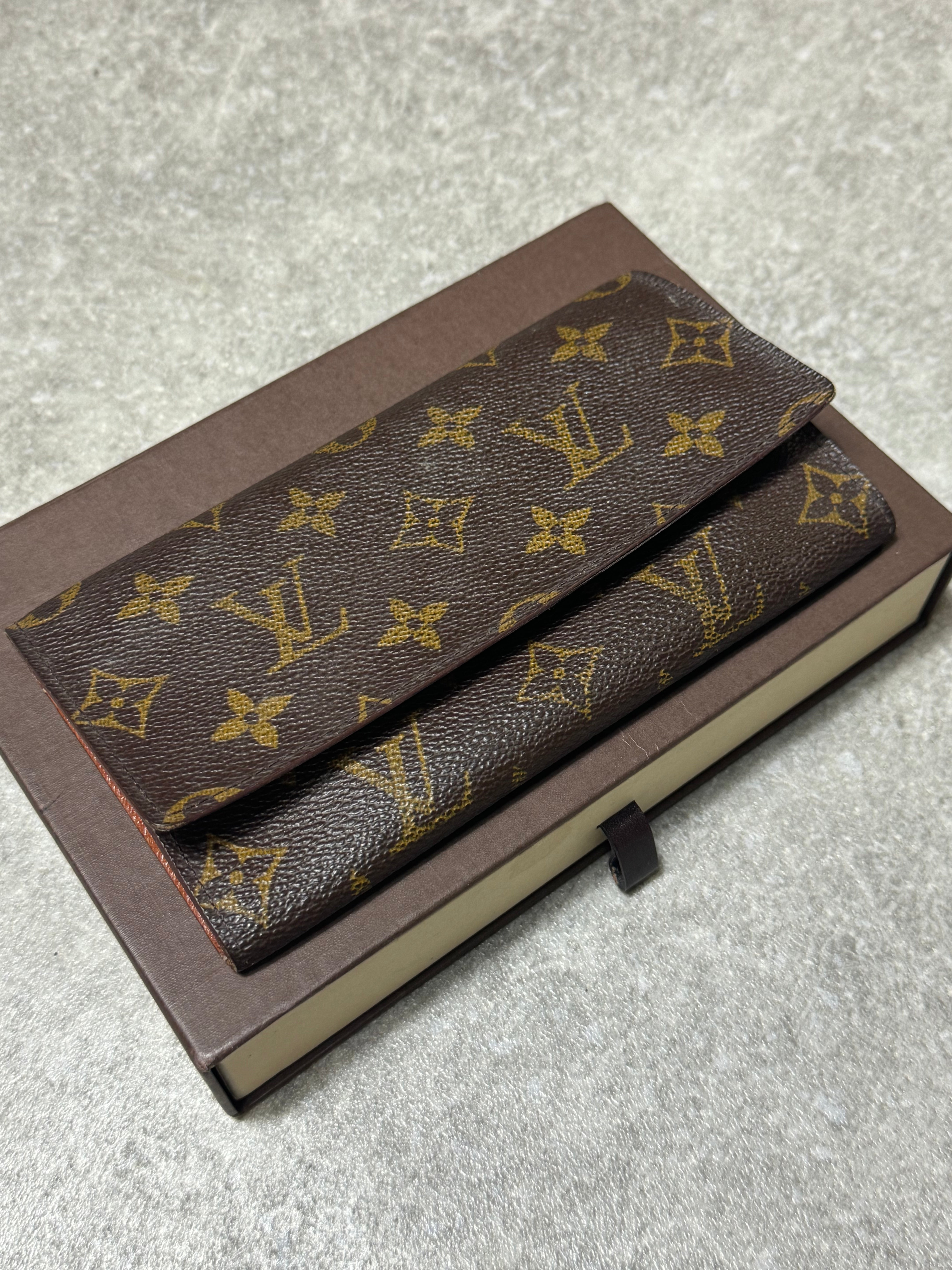 Louis Vuitton popular long vintage monogram wallet