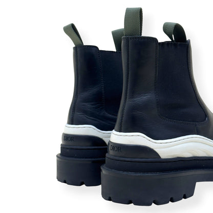DIOR X SACAI EXPLORER CHELSEA BOOTS BLACK / WHITE 42 / UK8 | UK 8, Black