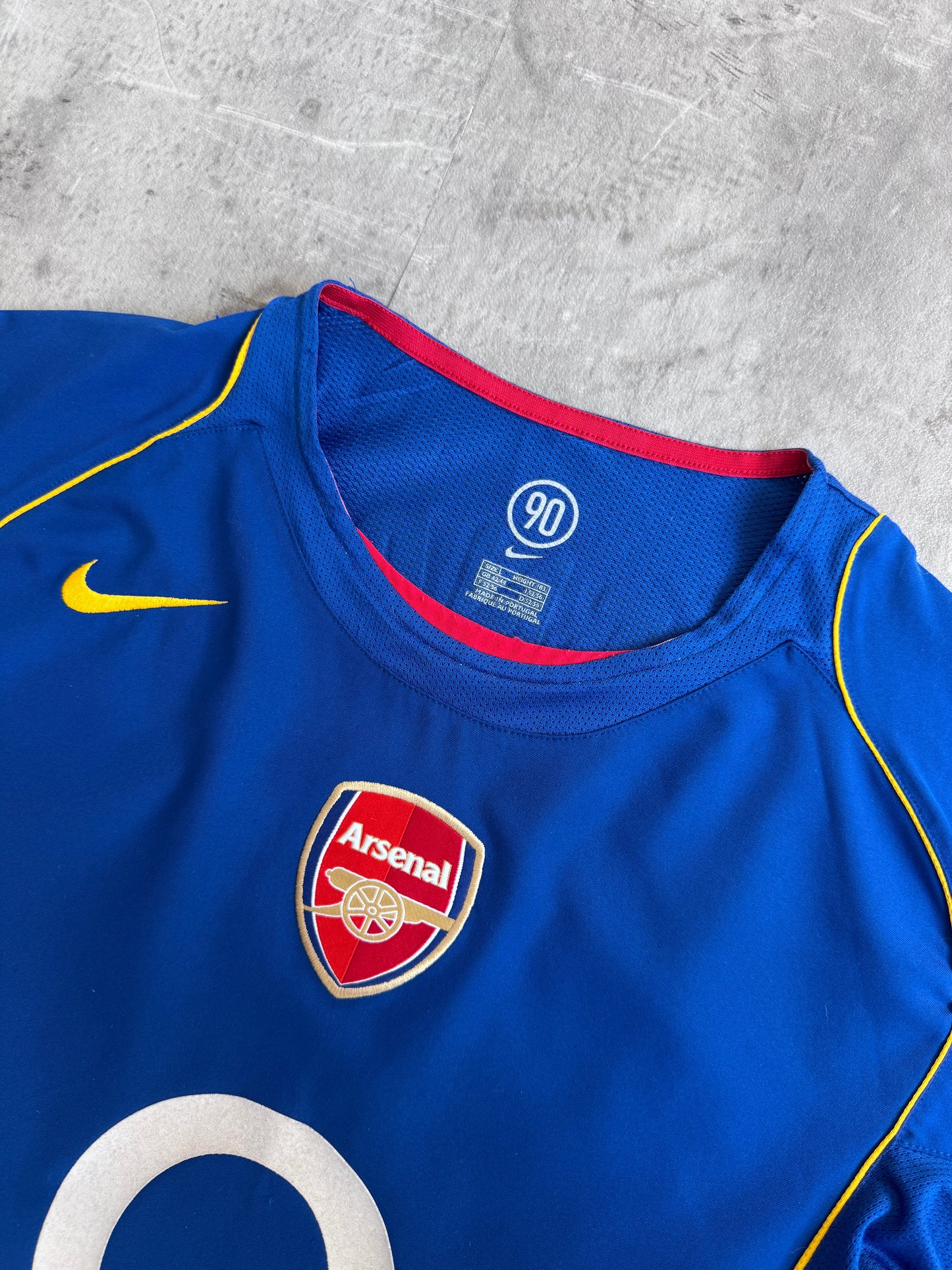 2004/2005 Arsenal "Henry 14" Away Football Shirt