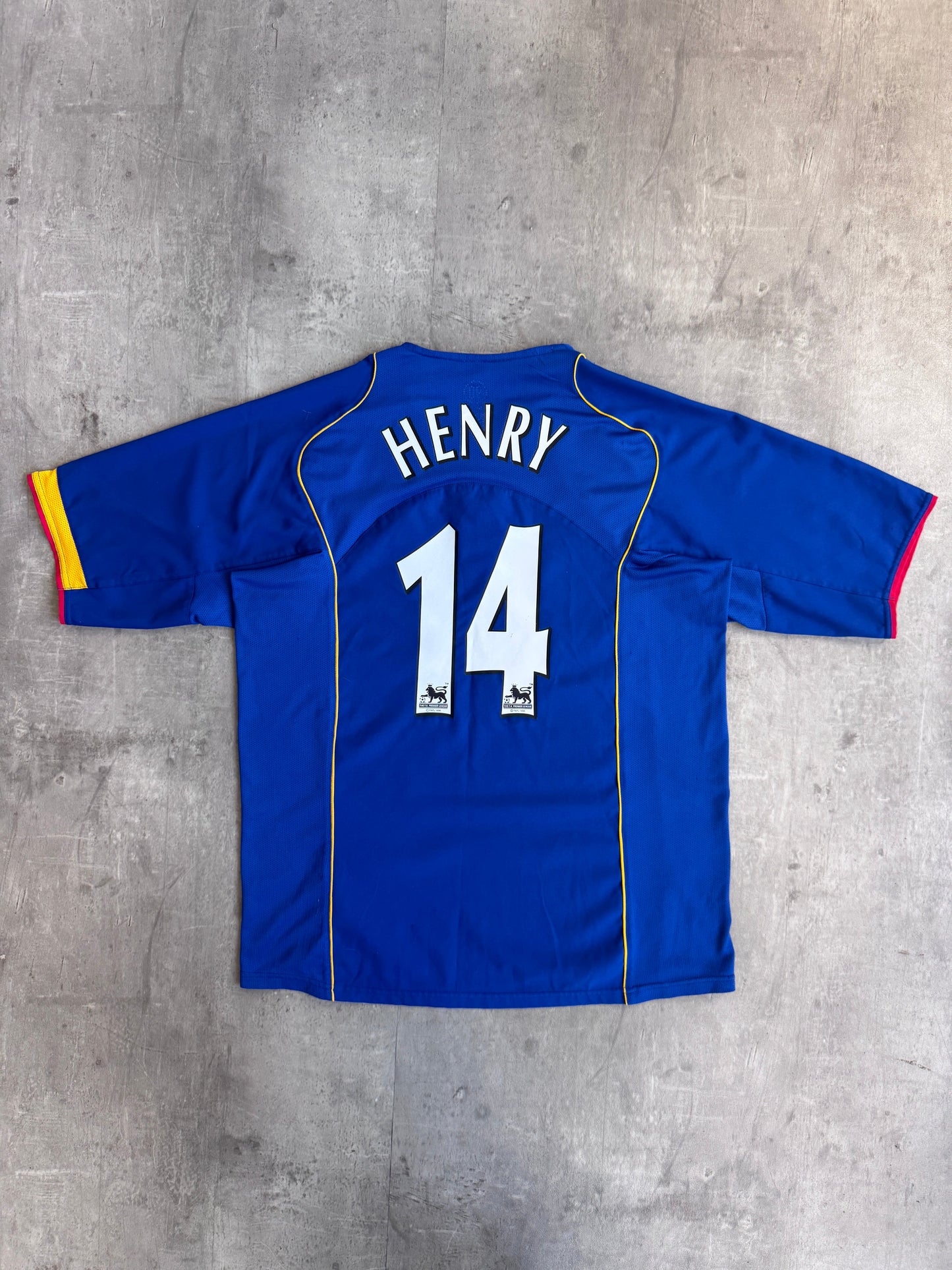 2004/2005 Arsenal "Henry 14" Away Football Shirt