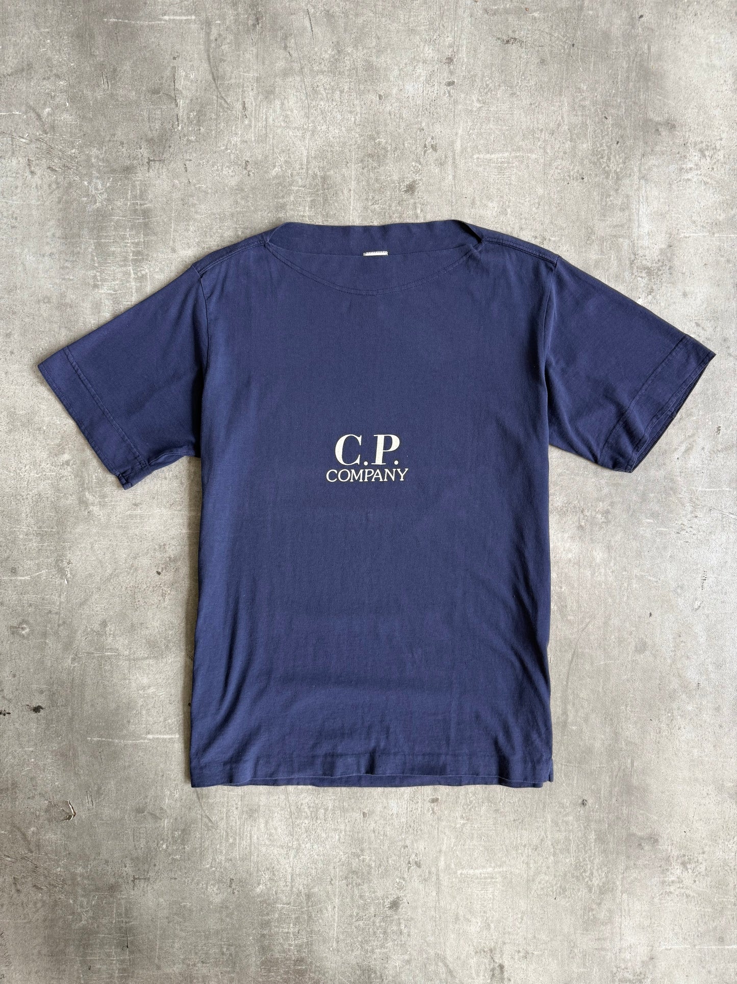 S/S 1995 C.P. Company Boat Neck Navy Graphic Tee | Large, Multicoloured
