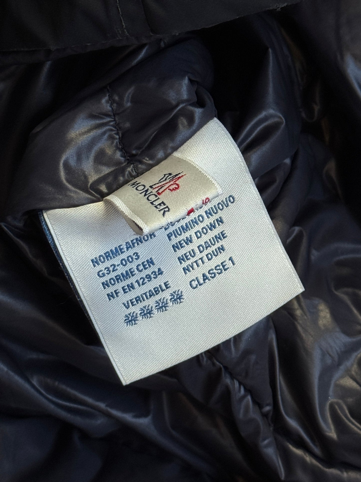 Moncler Black Hook Fastening Puffer Coat