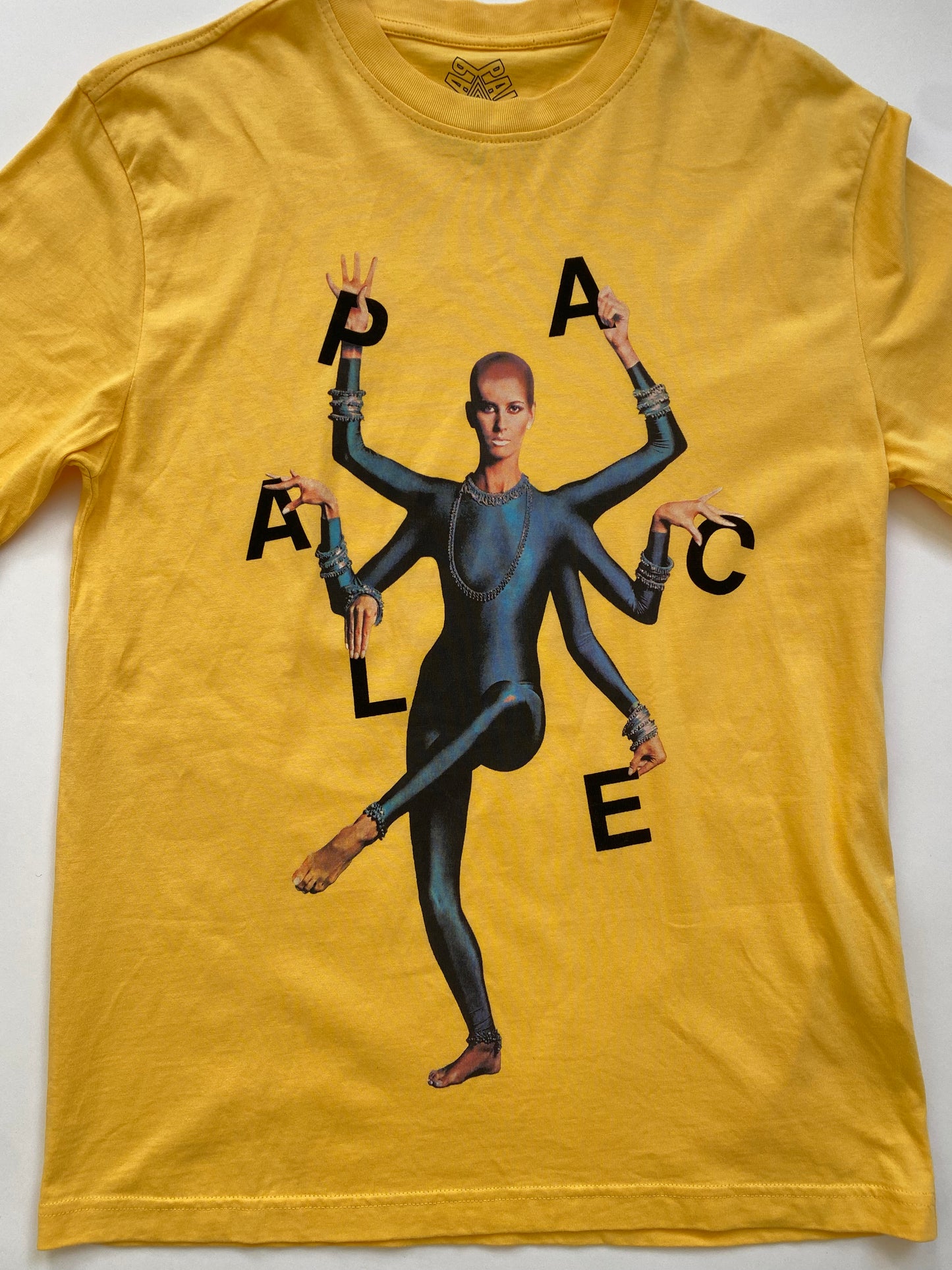 Palace Hands T-shirt in Yellow