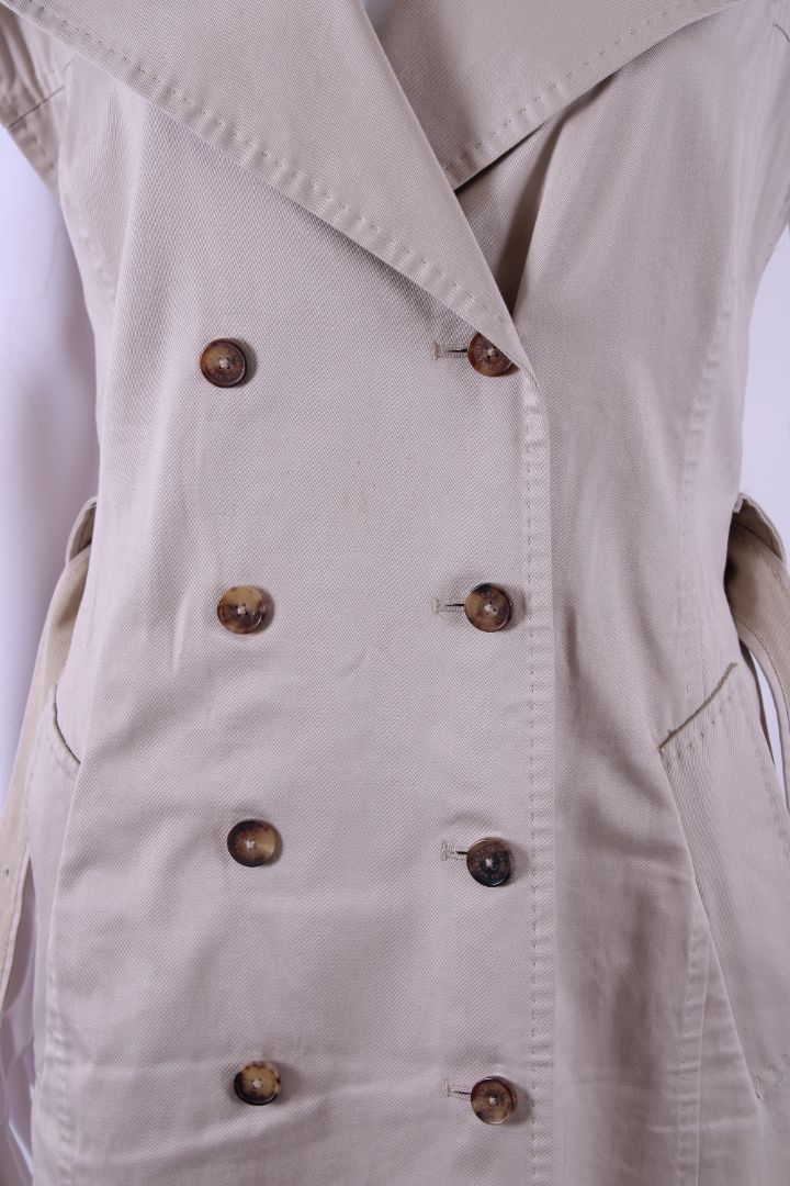 Carolina Herrera Sleeveless Trench Coat Beige S | O/S, Beige