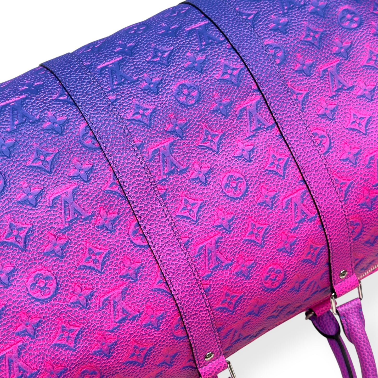 LOUIS VUITTON KEEPALL BANDOULIÈRE TAURILLON ILLUSION BAG PINK / BLUE 50B | O/S, Blue