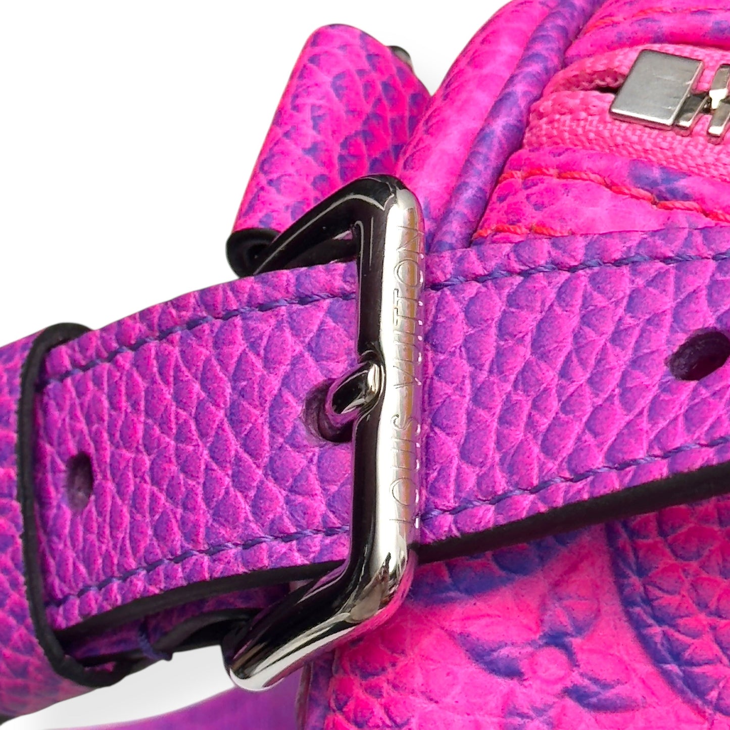 LOUIS VUITTON KEEPALL BANDOULIÈRE TAURILLON ILLUSION BAG PINK / BLUE 50B | O/S, Blue