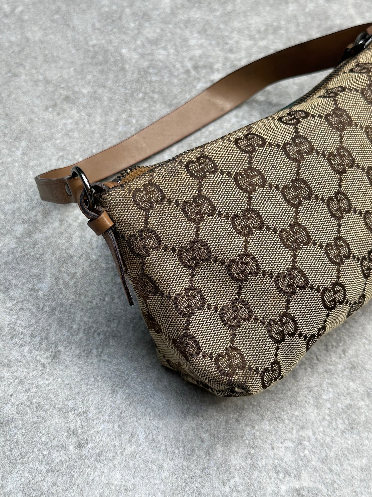 Gucci Logo Monogram Two-tone Canvas Shoulder Bag