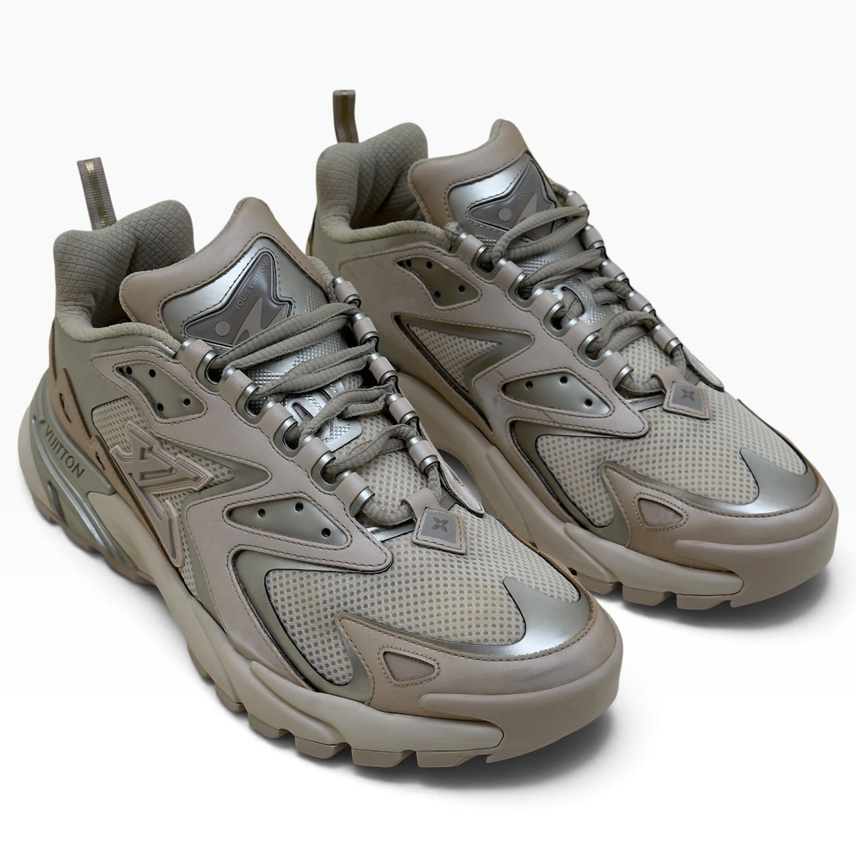 LOUIS VUITTON LV RUNNER TATIC TRAINERS BEIGE SILVER UK8 | UK 8, Beige