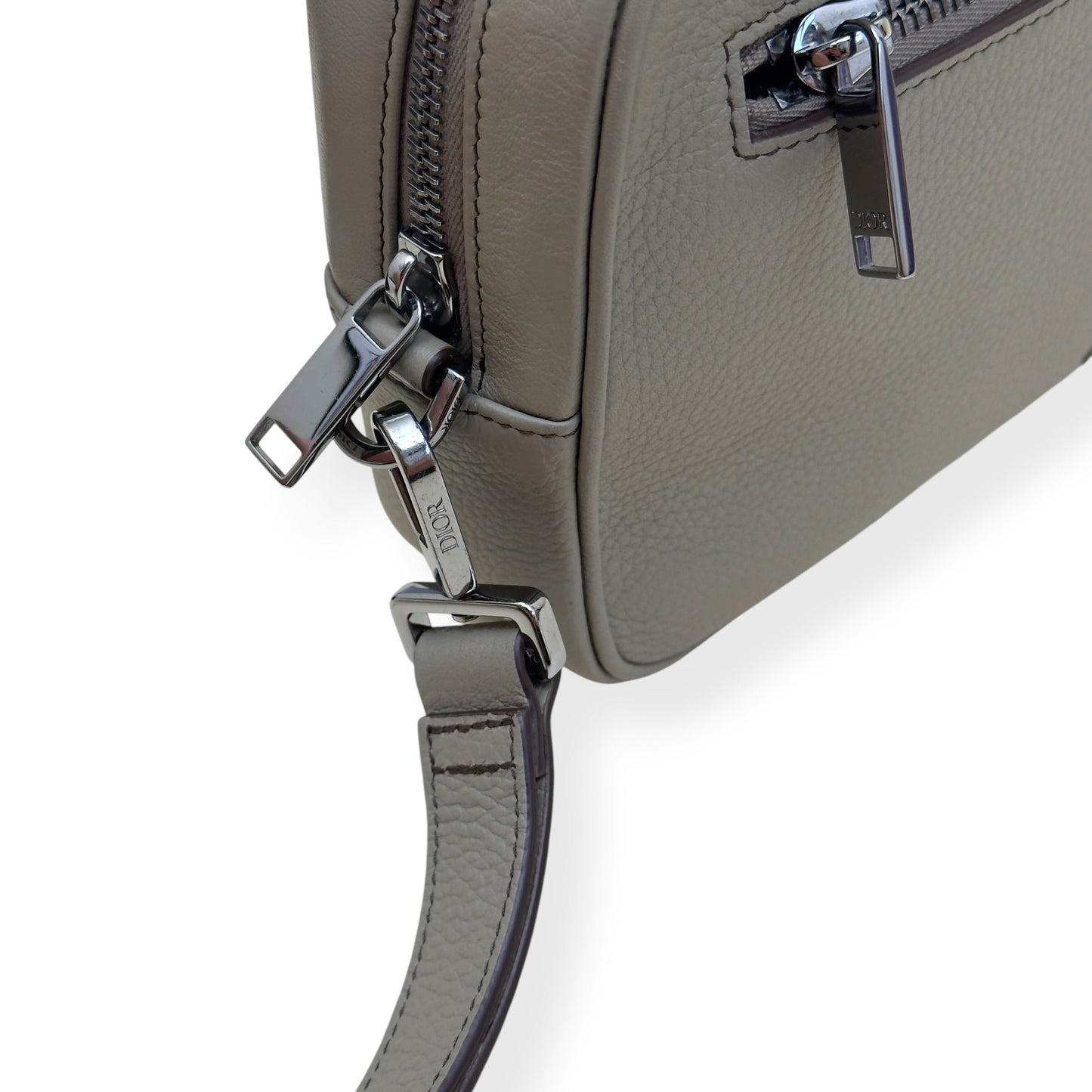 DIOR CD ICON GRAINED LEATHER ZIPPED POUCH TAUPE S | O/S, Taupe