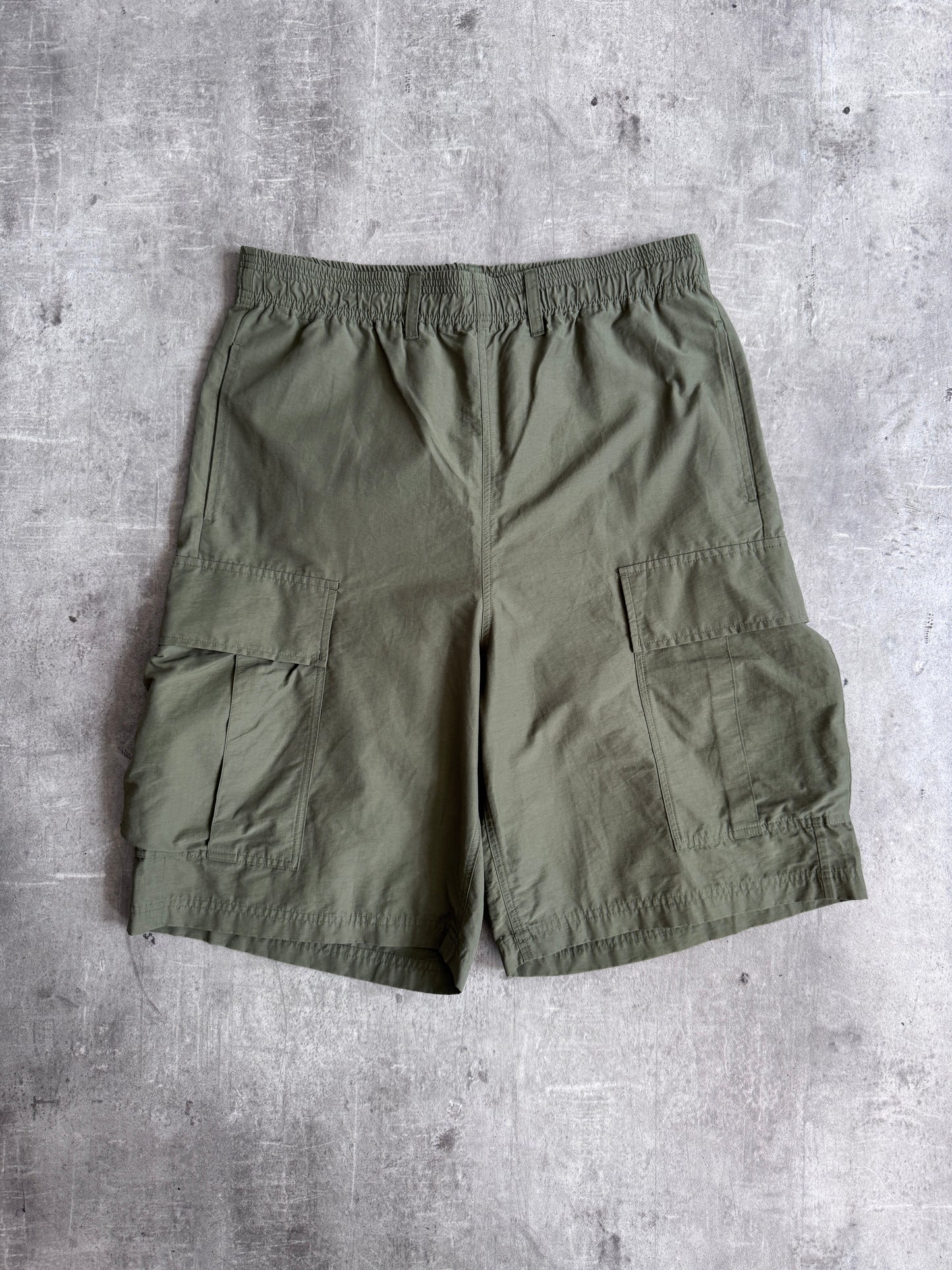 BEAMS Fresh Service Olive Utility Cargo Shorts