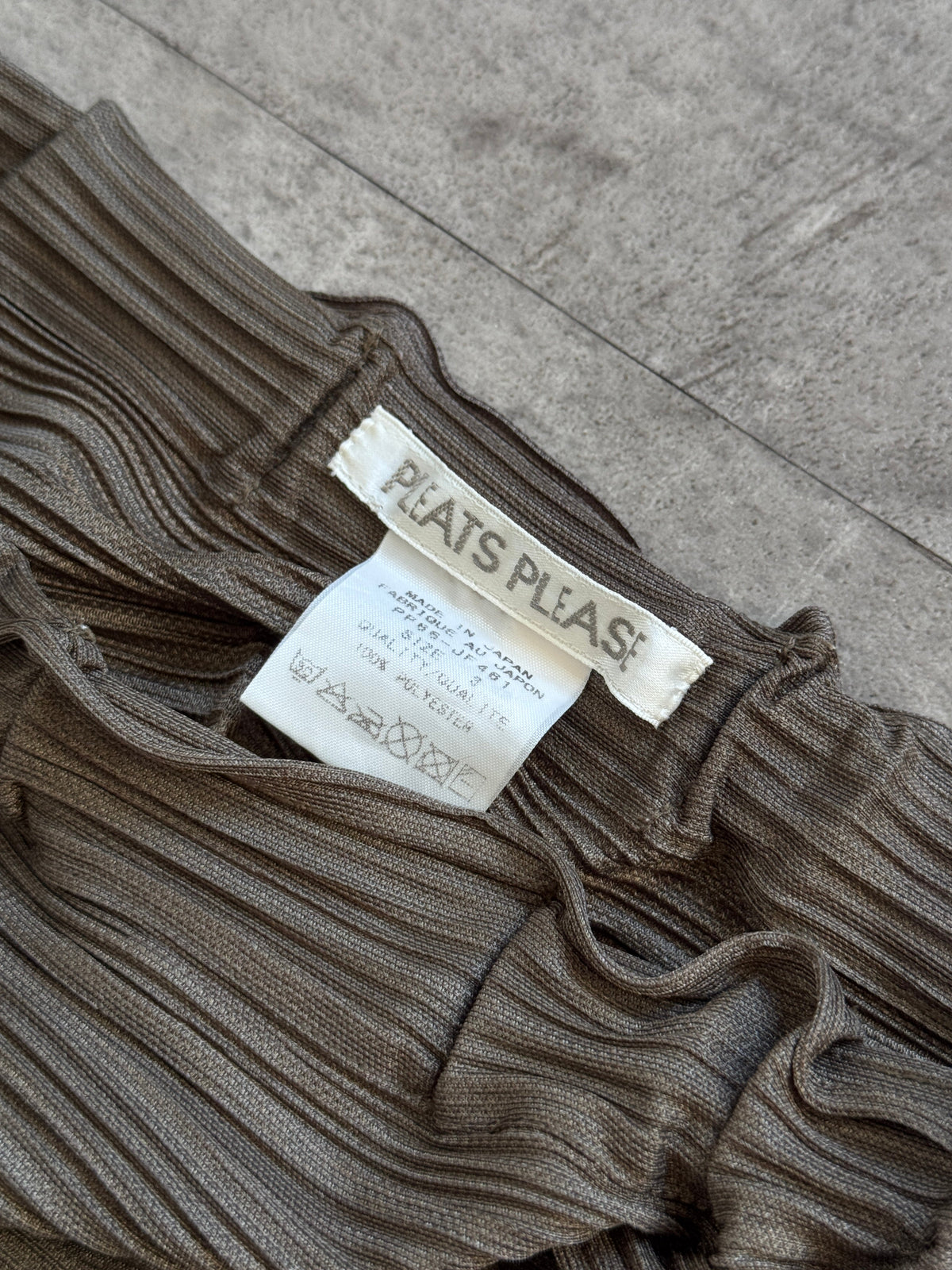 S/S 2006 Issey Miyake Pleats Please Lantern Pleated Harem Trousers FA276: SD284(01) | Small, Brown