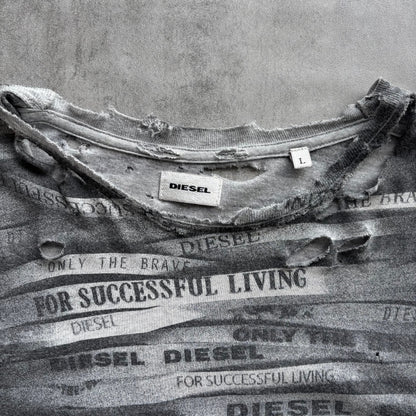 DISTRESSED DIESEL T-SHIRT | O/S, Red
