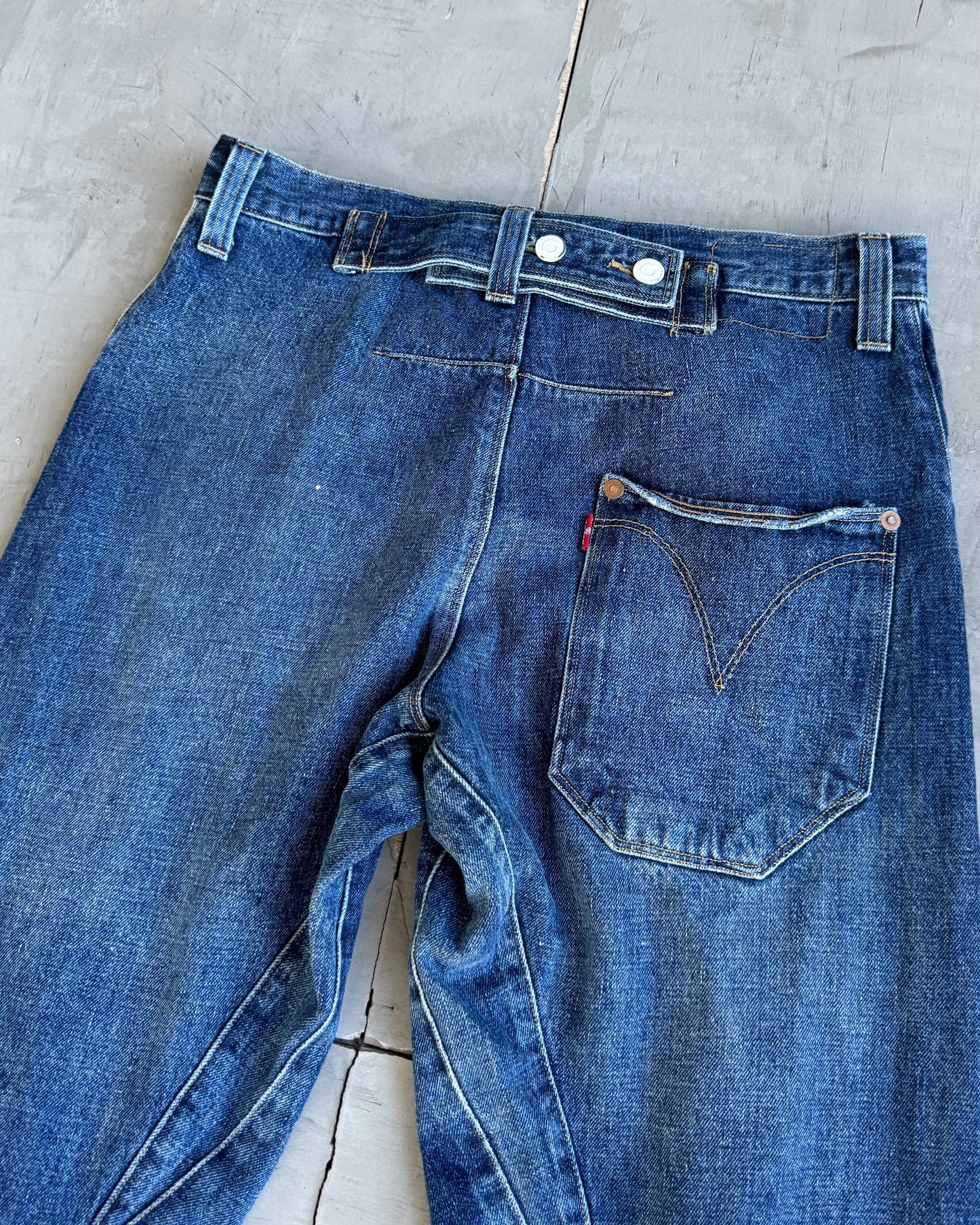 Levi’s Engineered Twisted Denim Jeans with Back Cinch Buckle - W30-34