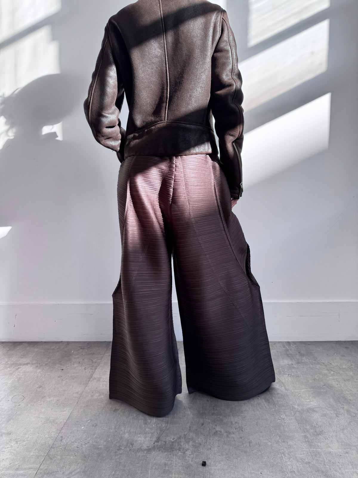 S/S 2009 Issey Miyake Pleats Please Brown Horizontal Pleated Trousers FA276: SD285(01) | Small, Brown