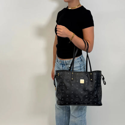 https://cdn.shopify.com/s/files/1/0564/9376/8855/files/IMG_28872.webp?v=1781108345