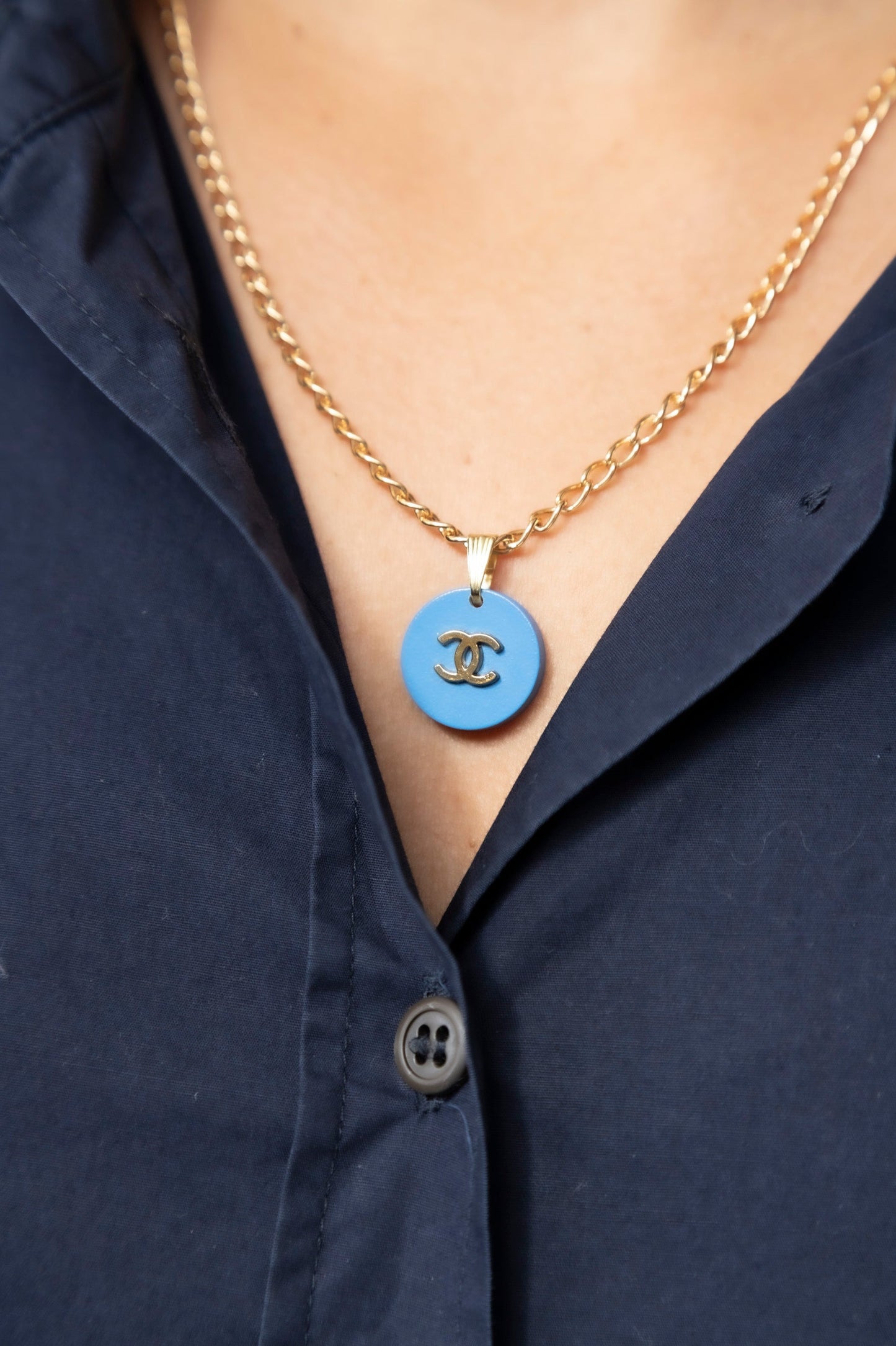 VT Rework: Chanel Interlocking CC Azure Curb Chain Necklace