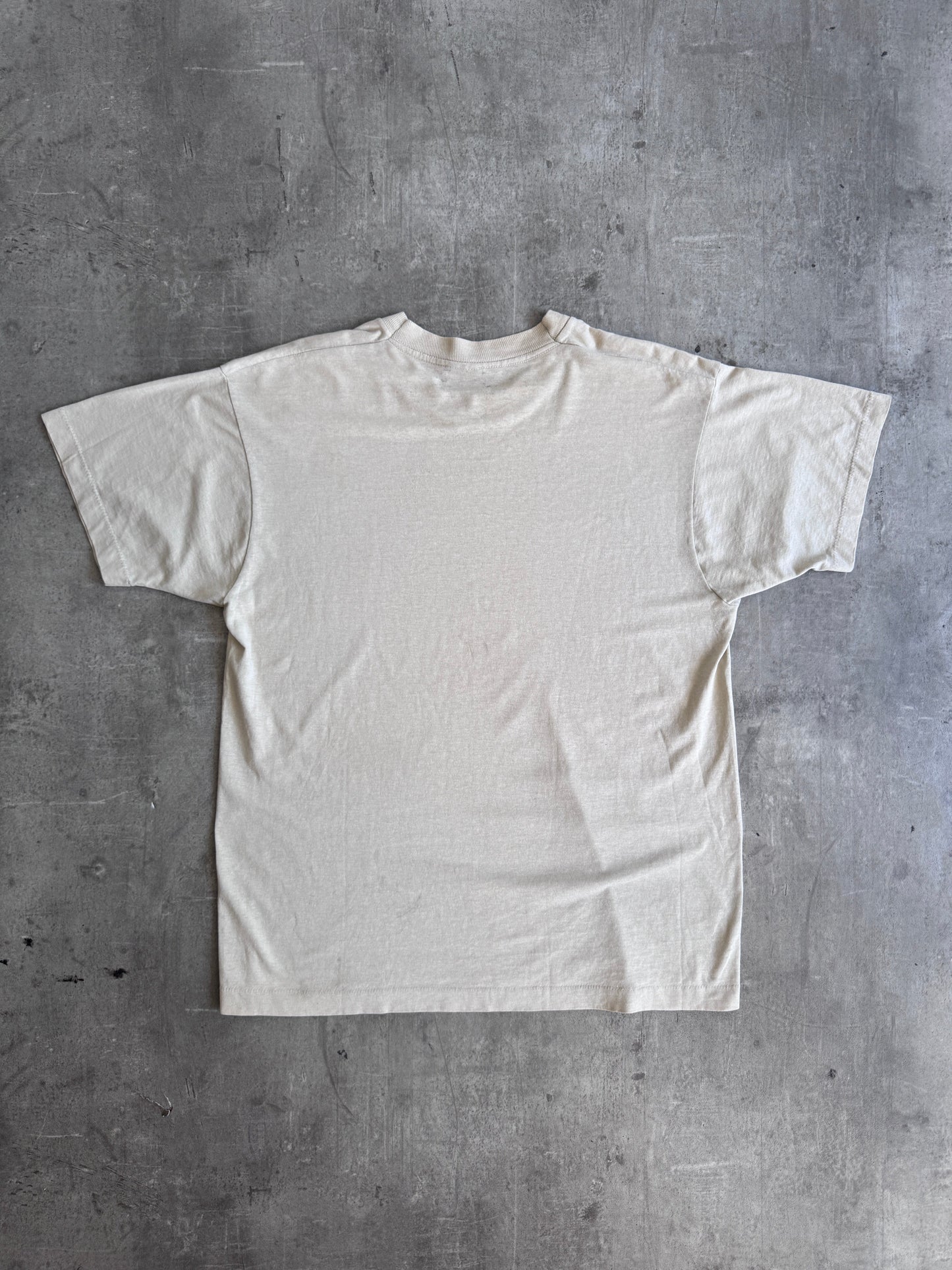 1984 Nude Portrait Single Stitch Graphic Tee | Large, Red