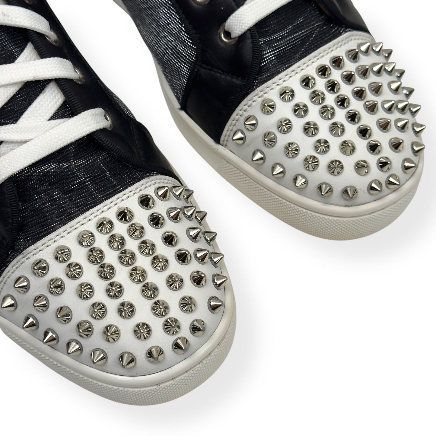 CHRISTIAN LOUBOUTIN LOU SPIKES ORLATO SNEAKER BLACK / WHITE 41 / UK7 | UK 7, Black