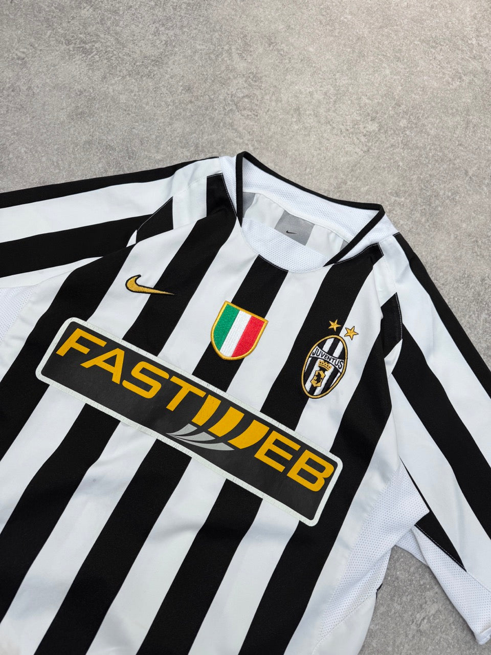 2003-2004 Juventus 'Nedved 11' Home Football Shirt