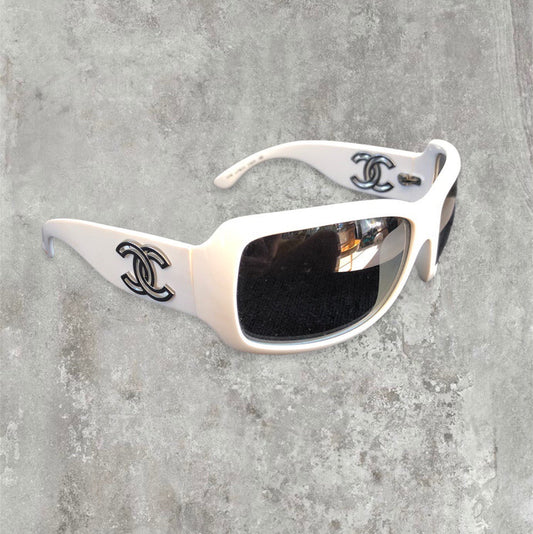 Chanel Sunglasses Oversized CC logo with White Frame | O/S, Orange