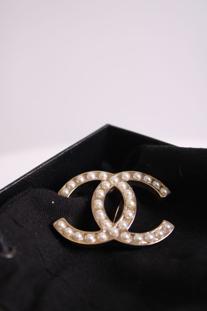 Chanel CC Faux Pearl Brooch Gold Colour | Default Title, Gold