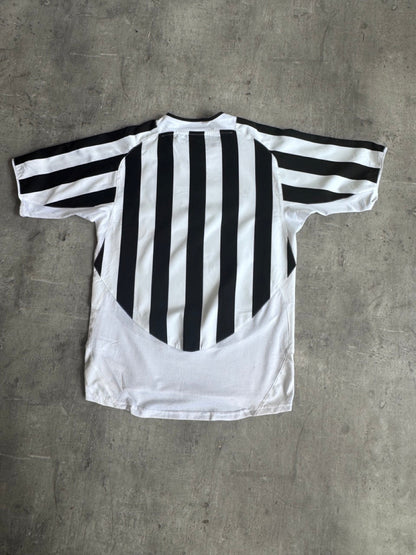 2003/04 Juventus x Nike Home Football Shirt